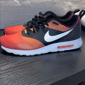 Nike Air Max Tavas